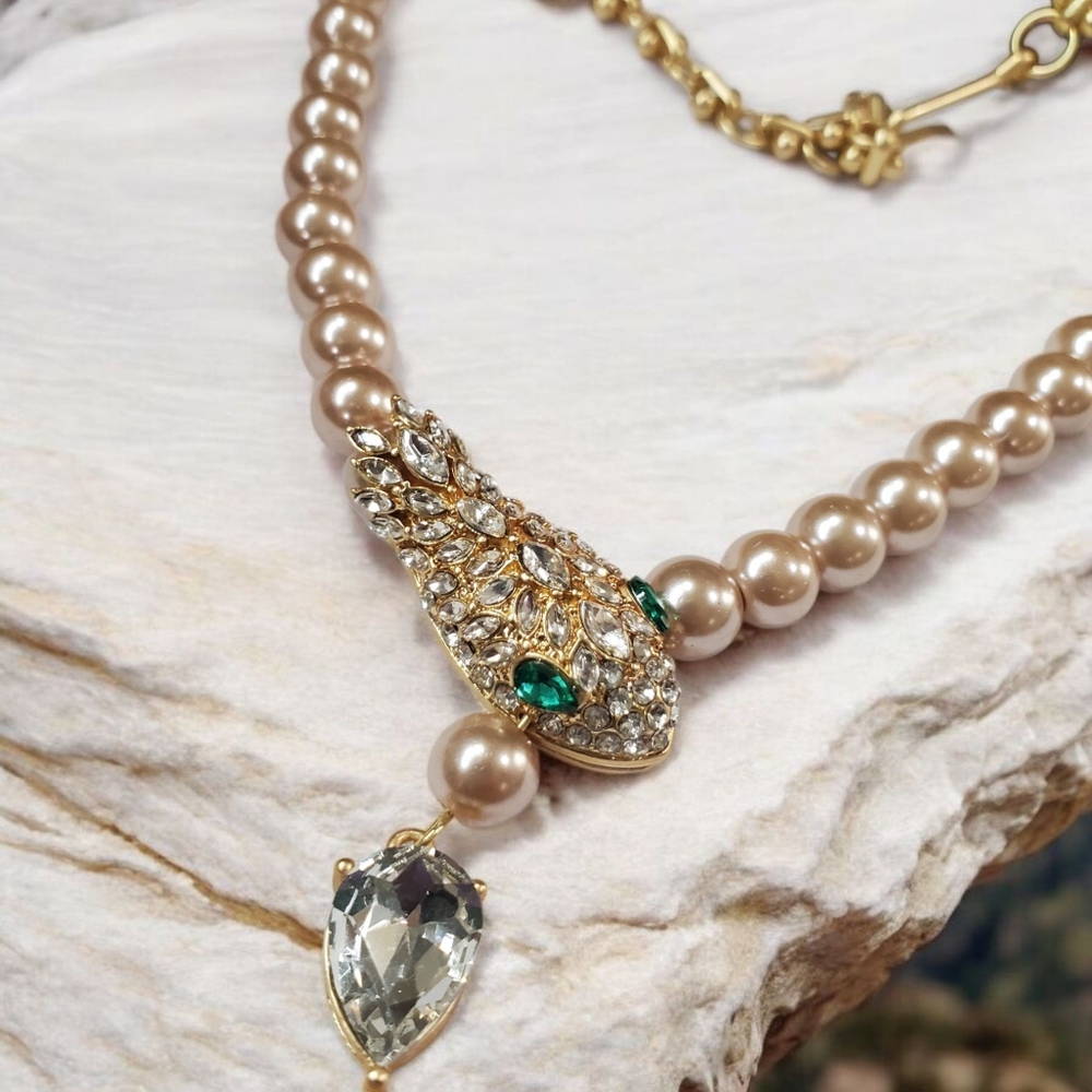 Luxury Champagne Pearl Snake Serpent Crystal Drop Necklace - Picture 4 of 4